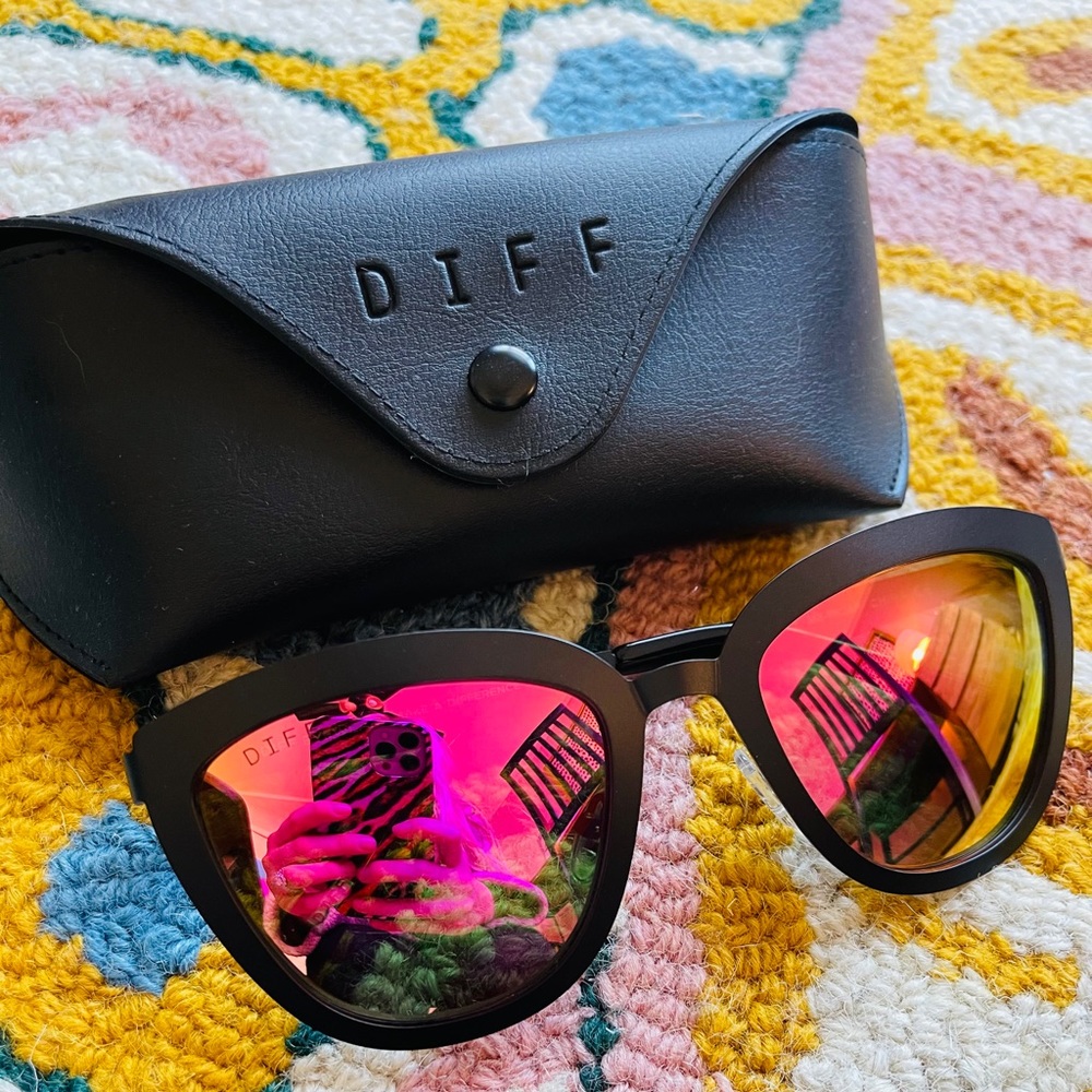 NWT Diff Eyewear Lily Polarized Sunglasses 💘